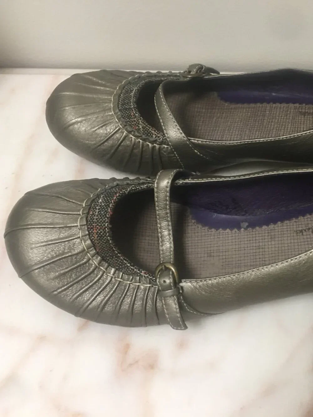 indigo by Clarks gray metallic look Mary Jane Shoes
